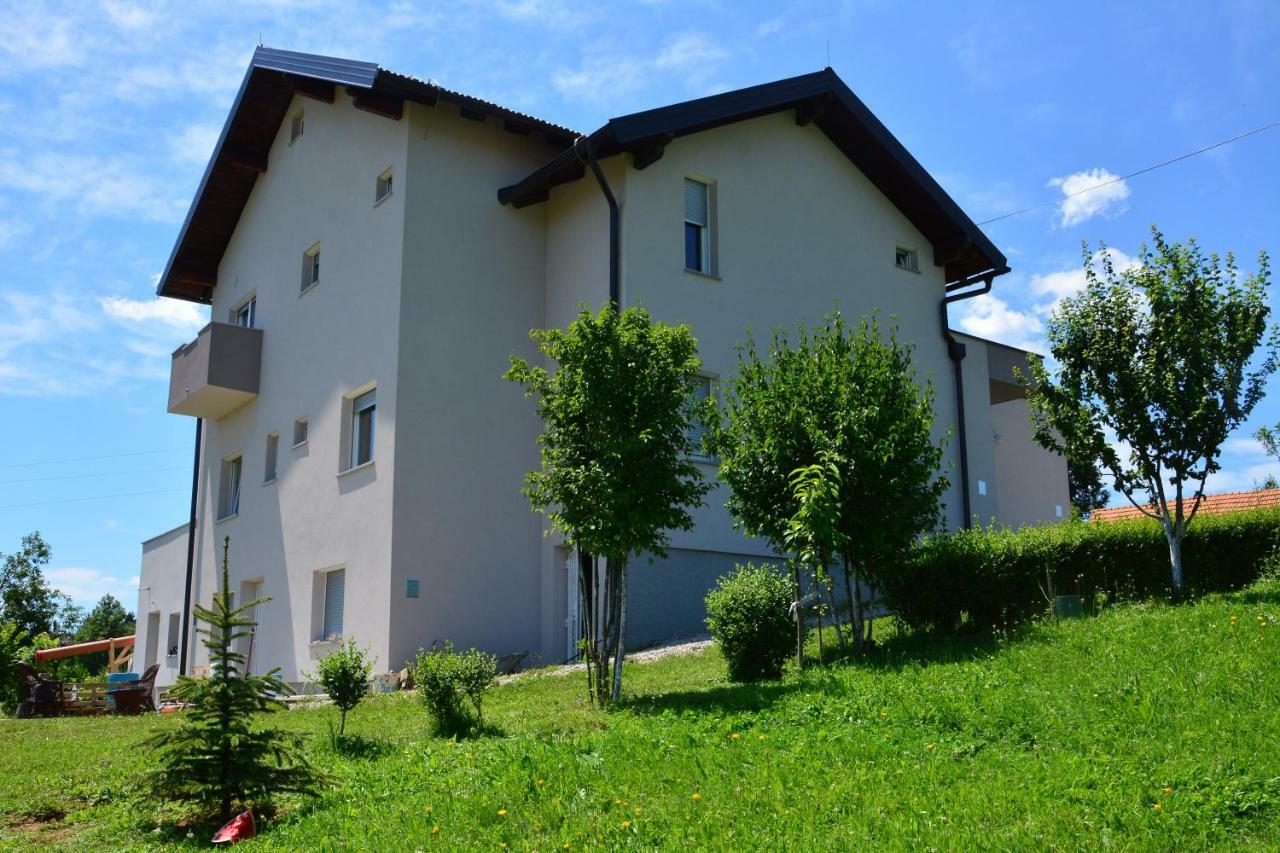 Apartman Viktoria Раковица Екстер'єр фото