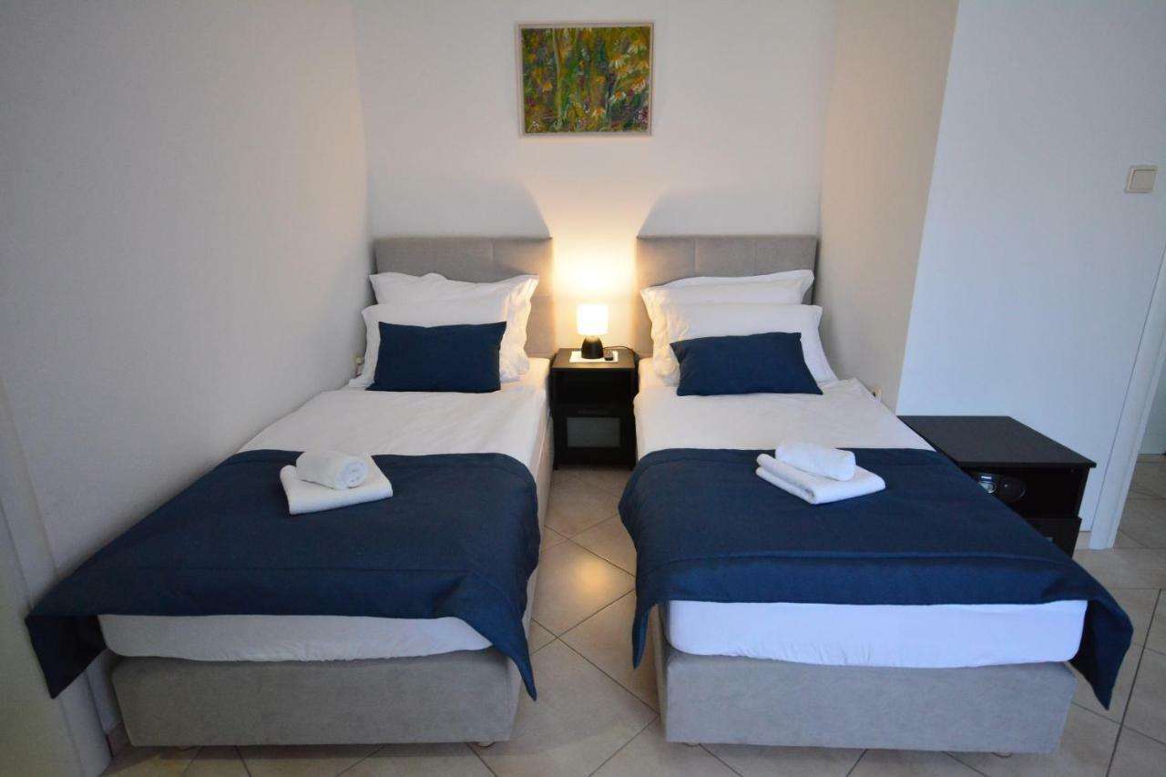 Apartman Viktoria Раковица Екстер'єр фото